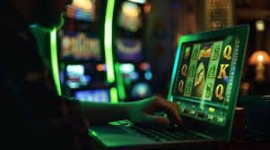 မြန်မာ e-wallet ငွေသွင်းငွေထုတ် KBZPay Wave Money AYA Pay နှိုင်းယှဉ်မှု